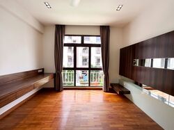 Seletaris (D27), Condominium #570434831
